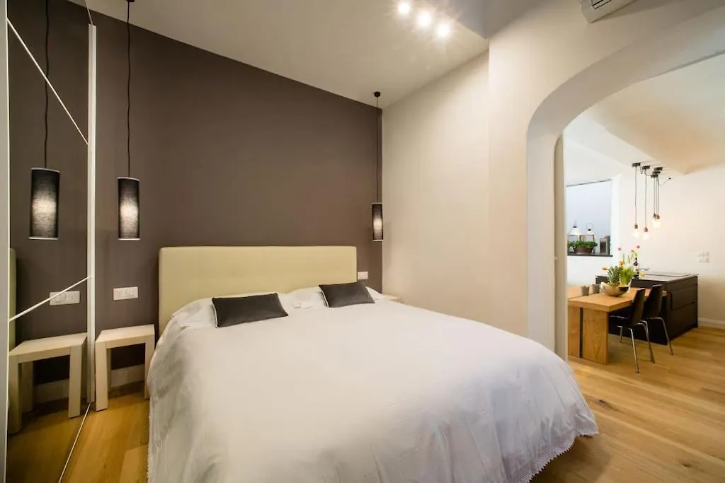 Keys Of Italy - Tornabuoni 5 Tot - Luxury Apartments Florence
