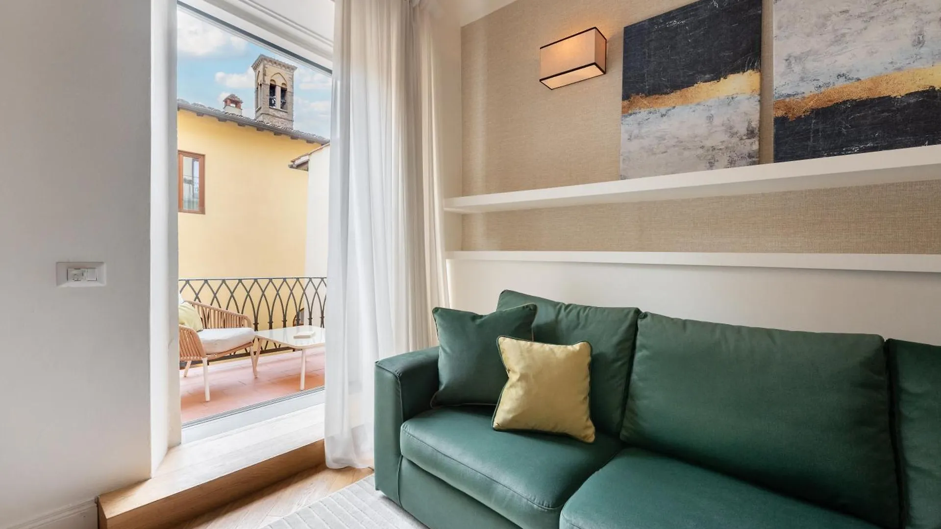 Keys Of Italy - Tornabuoni 5 Tot - Luxury Apartments Florence