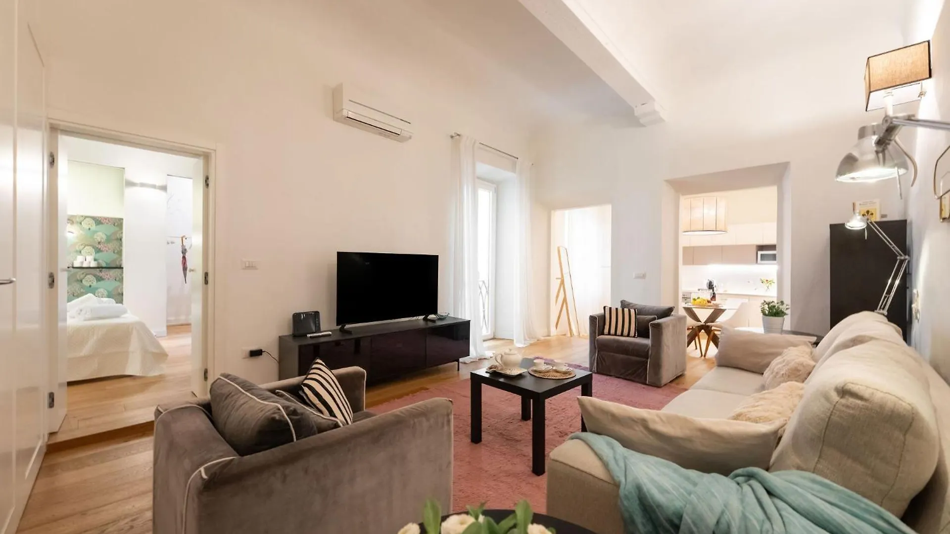 Keys Of Italy - Tornabuoni 5 Tot - Luxury Apartments Florence