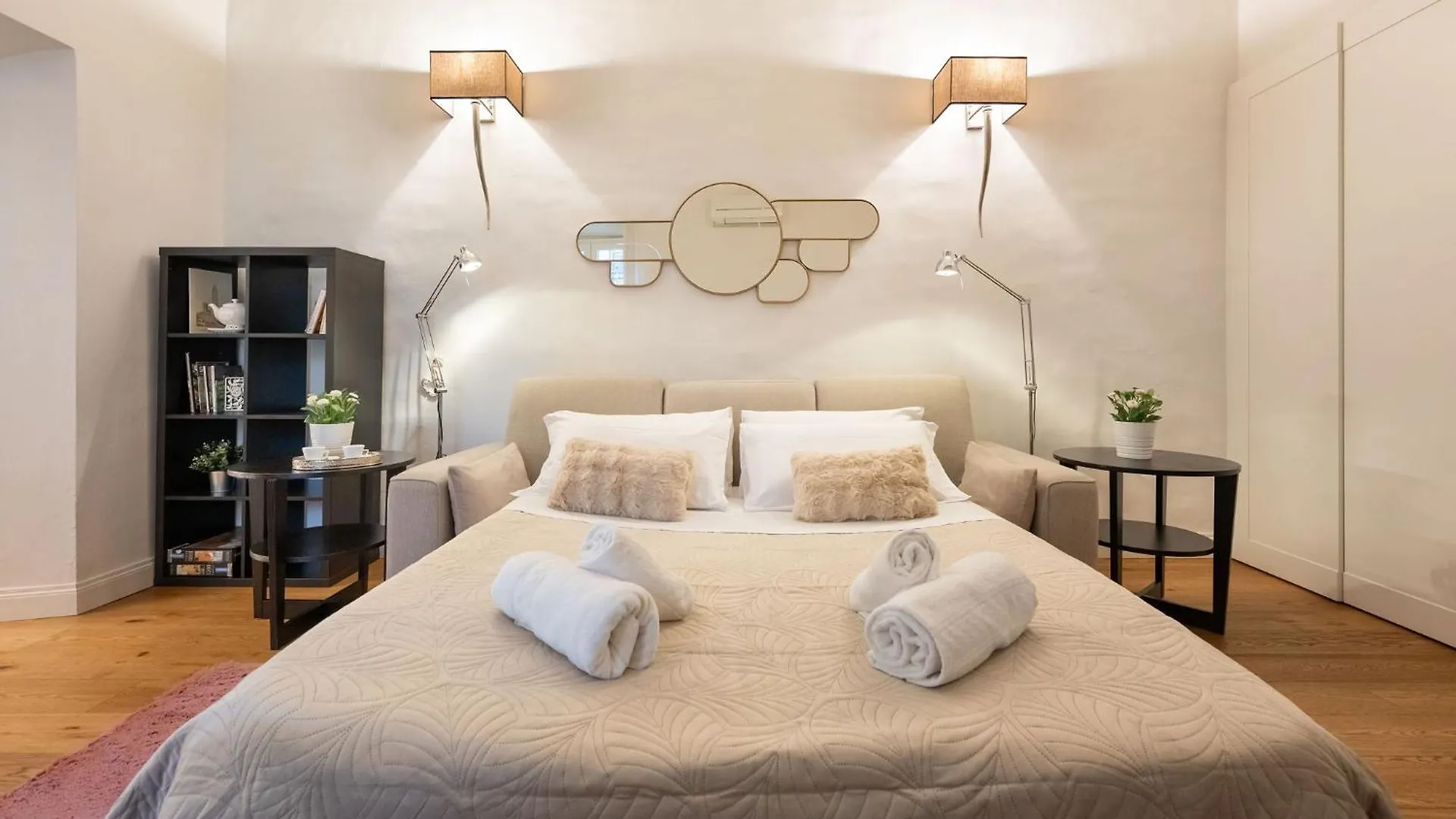 Keys Of Italy - Tornabuoni 5 Tot - Luxury Apartments Florence