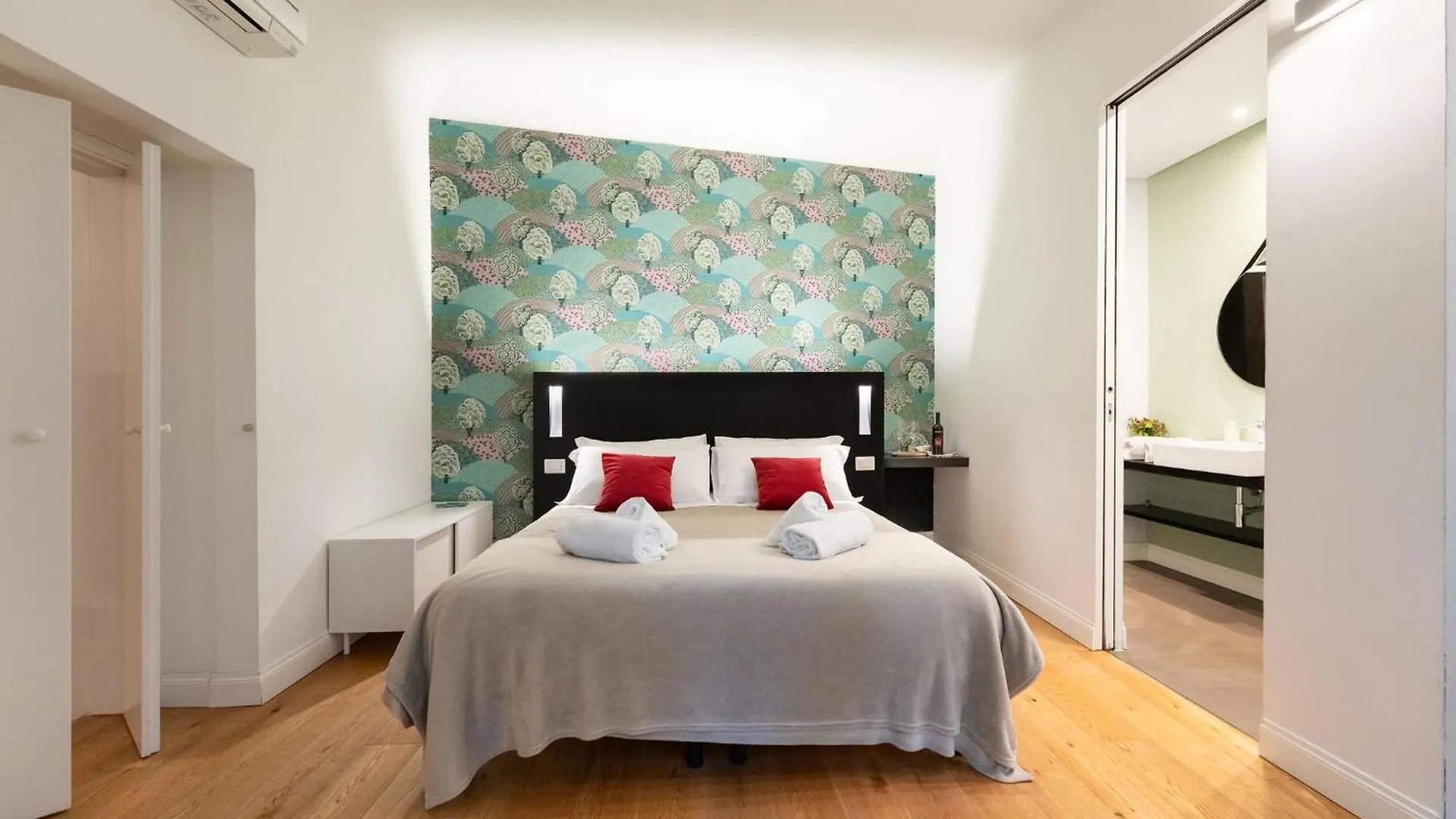 Keys Of Italy - Tornabuoni 5 Tot - Luxury Apartments Florence