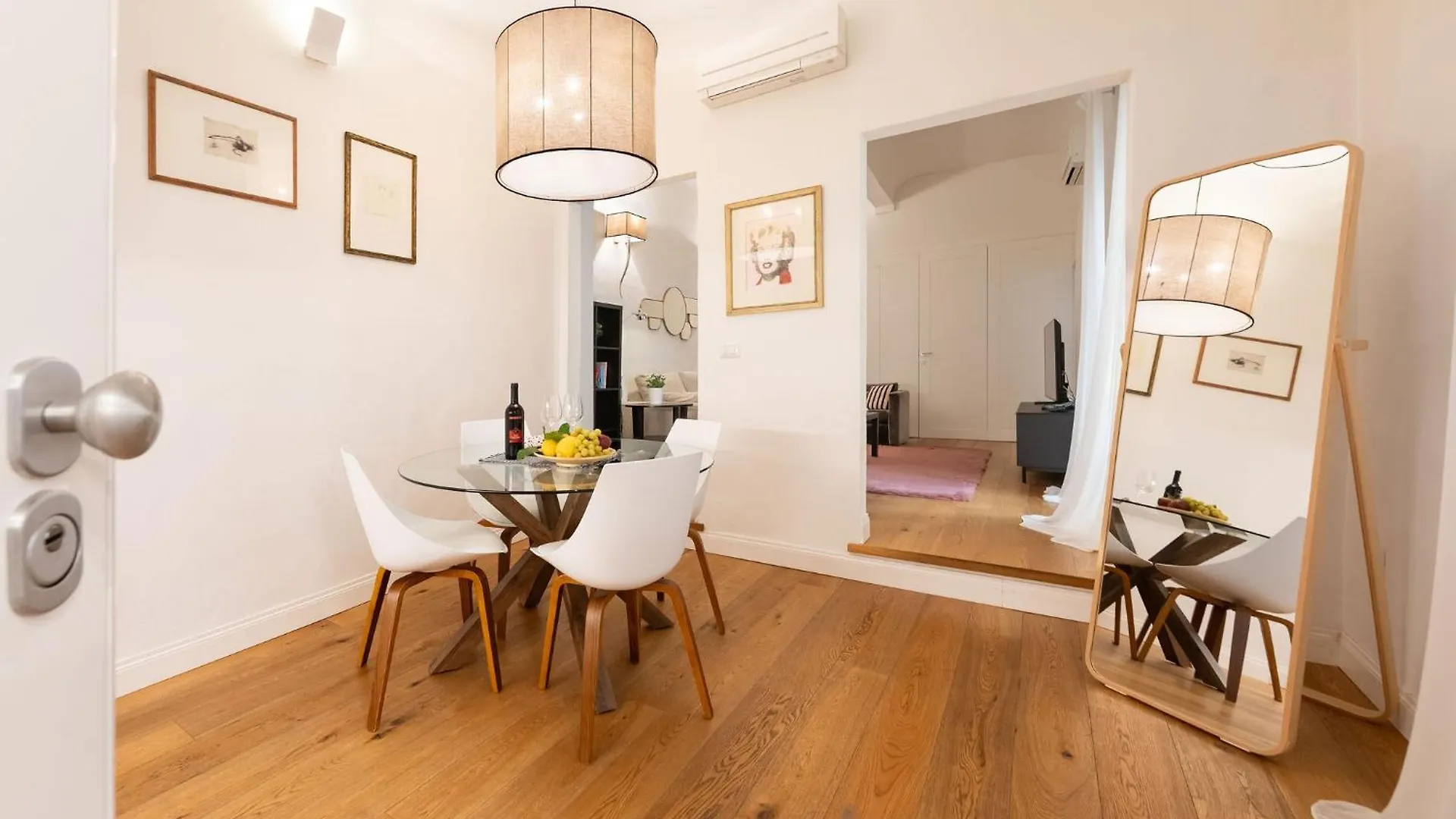 Keys Of Italy - Tornabuoni 5 Tot - Luxury Apartments Florence Italy