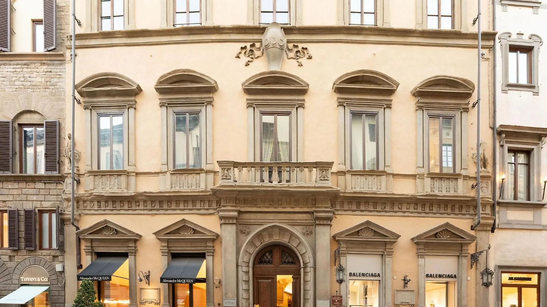 Keys Of Italy - Tornabuoni 5 Tot - Luxury Apartments Florence
